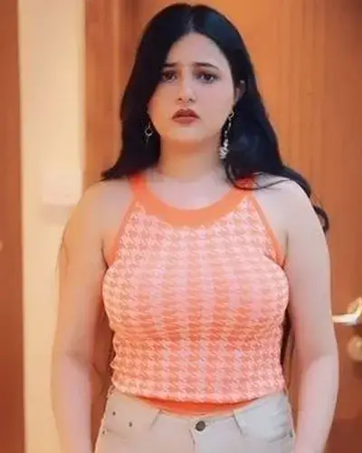 Call Girl in Aliganj